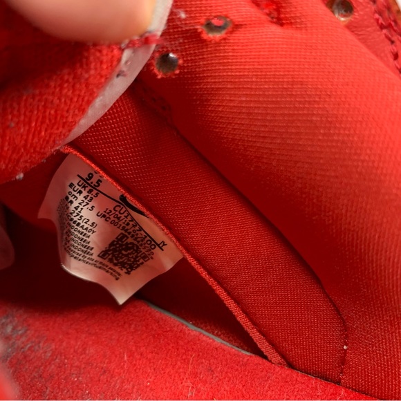 Nike Men’s size 9.5 dunk low retro SP St. John’s red white vintage sneakers rare - Picture 3 of 11